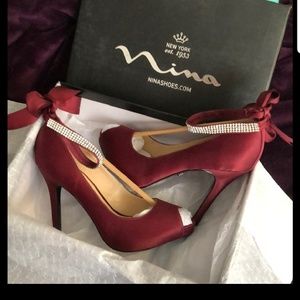 Gorgeous Nina Burgundy Heels shoes